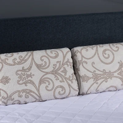 Knobby orthopedic pillow